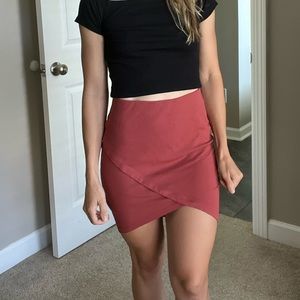 Fitted skirt